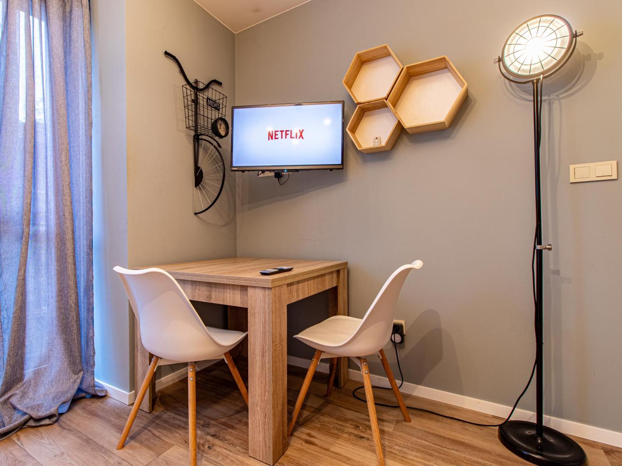 & Explore - Apartment Sofia